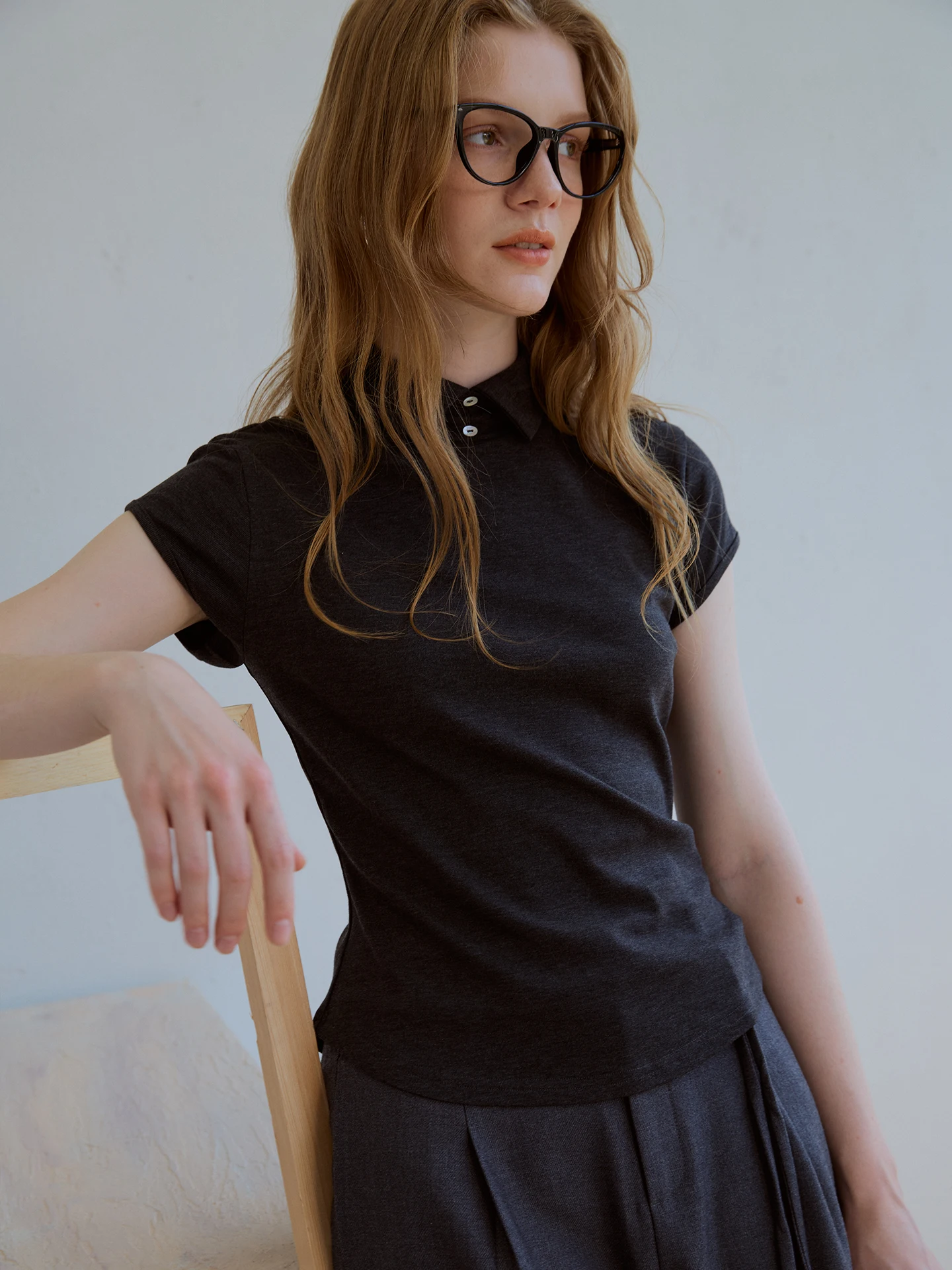 Slim Fit ort Sve T-irt Women's Early Autumn Double Button Flip Collar Comfortable Cotton Blend Regular Length Color
Slim Fit ort Sve T-irt Women's Early Autumn Double Button Flip Collar Comfortable Cotton Blend Regular Length Color