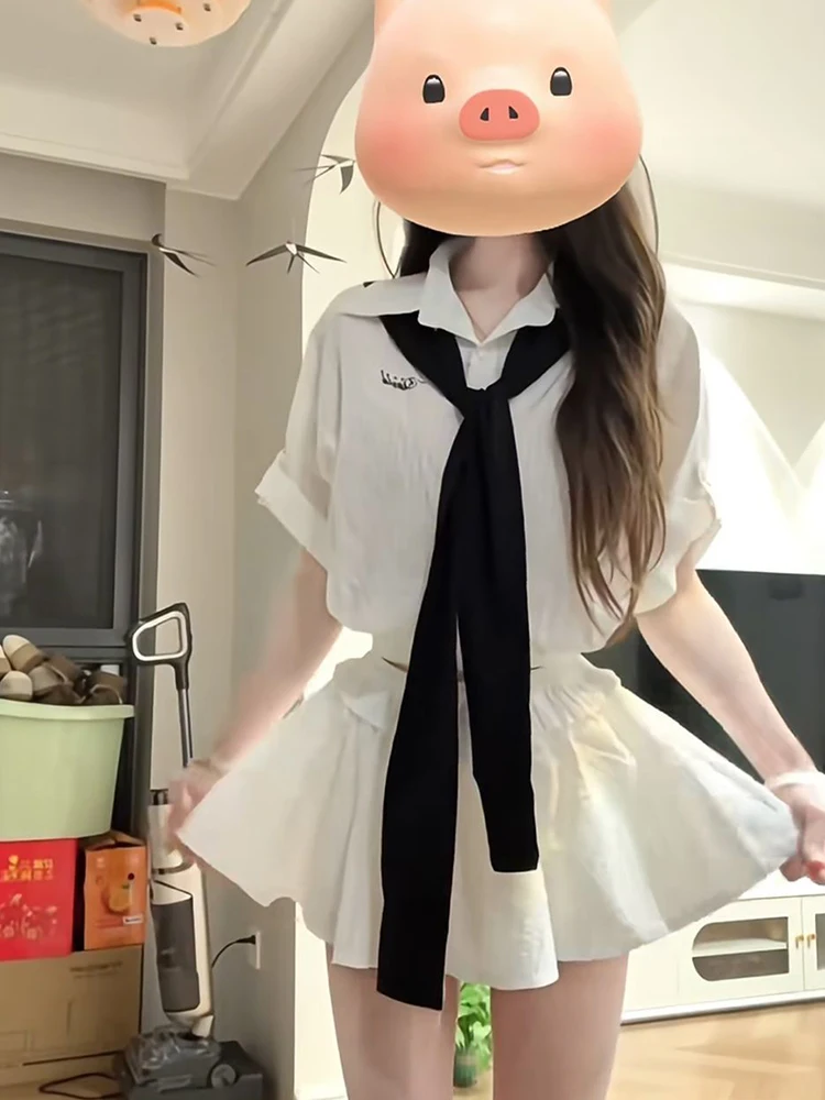 Korean College Style Slimming Set Dress Women Summer 2026 New White Short Sleeve Shawl Shirt Half Skirt Two Piece Set
Korean College Style Slimming Set Dress Women Summer 2026 New White Short Sleeve Shawl Shirt Half Skirt Two Piece Set