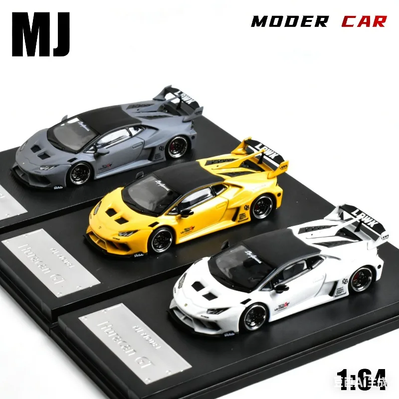 MJ 1:64 Lamborghini LP610 GT Huracan Cast-Plastic Simulation Static Alloy Car Model, Boys' Gift Toy Collection Decoration Item.
MJ 1:64 Lamborghini LP610 GT Huracan Cast-Plastic Simulation Static Alloy Car Model, Boys' Gift Toy Collection Decoration Item.