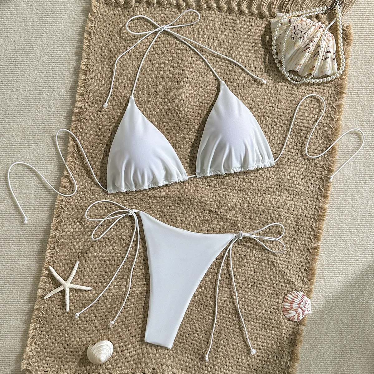 Сексуальные однотонные микро-бикини с завязками на шее, комплект из двух предметов, черно-белый, 2 цвета, купальник, комплект бикини, танкини
Сексуальные однотонные микро-бикини с завязками на шее, комплект из двух предметов, черно-белый, 2 цвета, купальник, комплект бикини, танкини