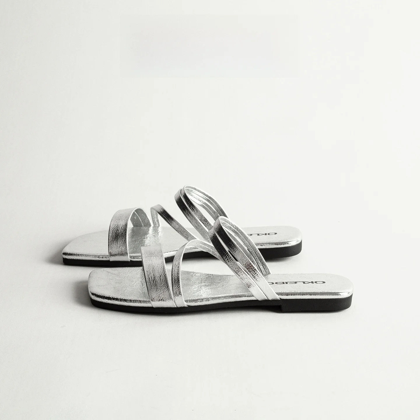 Simple Strap Square Head Toe Casual Flat Bottom Beach Coast Summer Outdoor Women's Sandals Slip-On Flats Rubber Sole
Simple Strap Square Head Toe Casual Flat Bottom Beach Coast Summer Outdoor Women's Sandals Slip-On Flats Rubber Sole