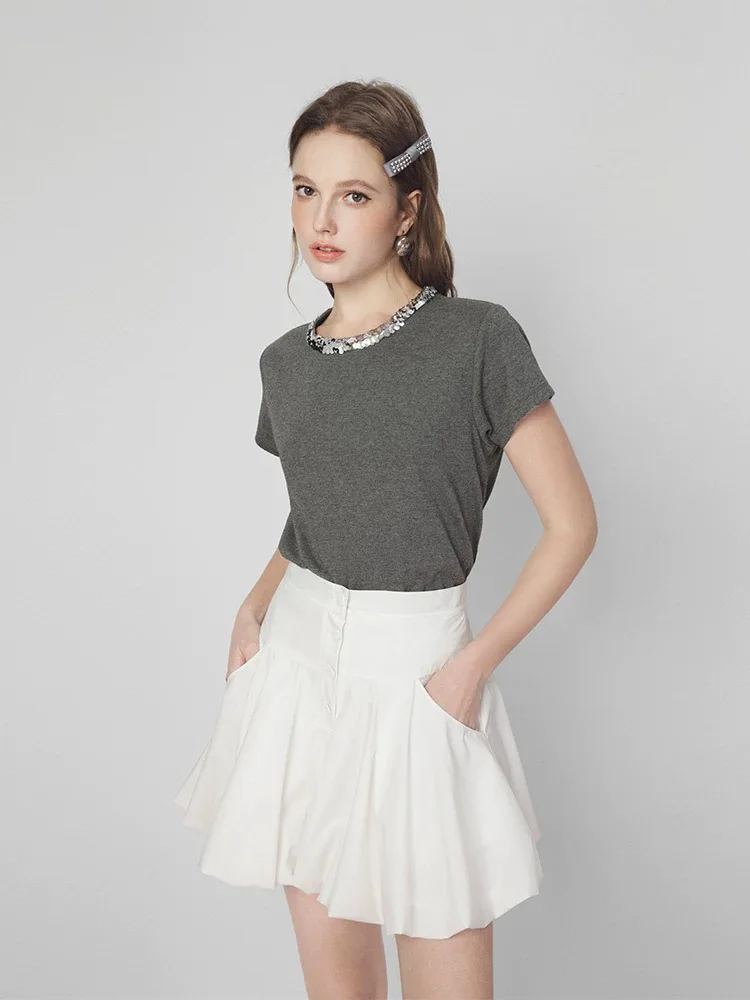 Модная женская футболка с круглым вырезом, украшенная пайетками | Повседневная футболка с коротким рукавом | Простой блестящий дизайн фронта 
Модная женская футболка с круглым вырезом, украшенная пайетками | Повседневная футболка с коротким рукавом | Простой блестящий дизайн фронта