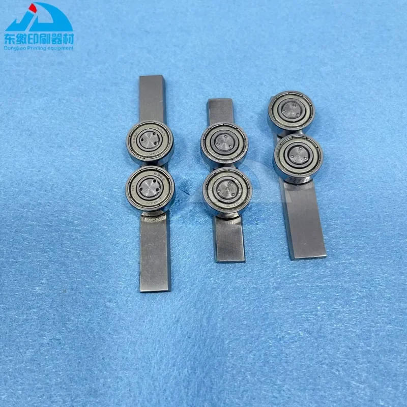 New 1 Piece Bearing for Komori Offset Printing Machine Good Quality Water Roller Slide Block Bearing
New 1 Piece Bearing for Komori Offset Printing Machine Good Quality Water Roller Slide Block Bearing