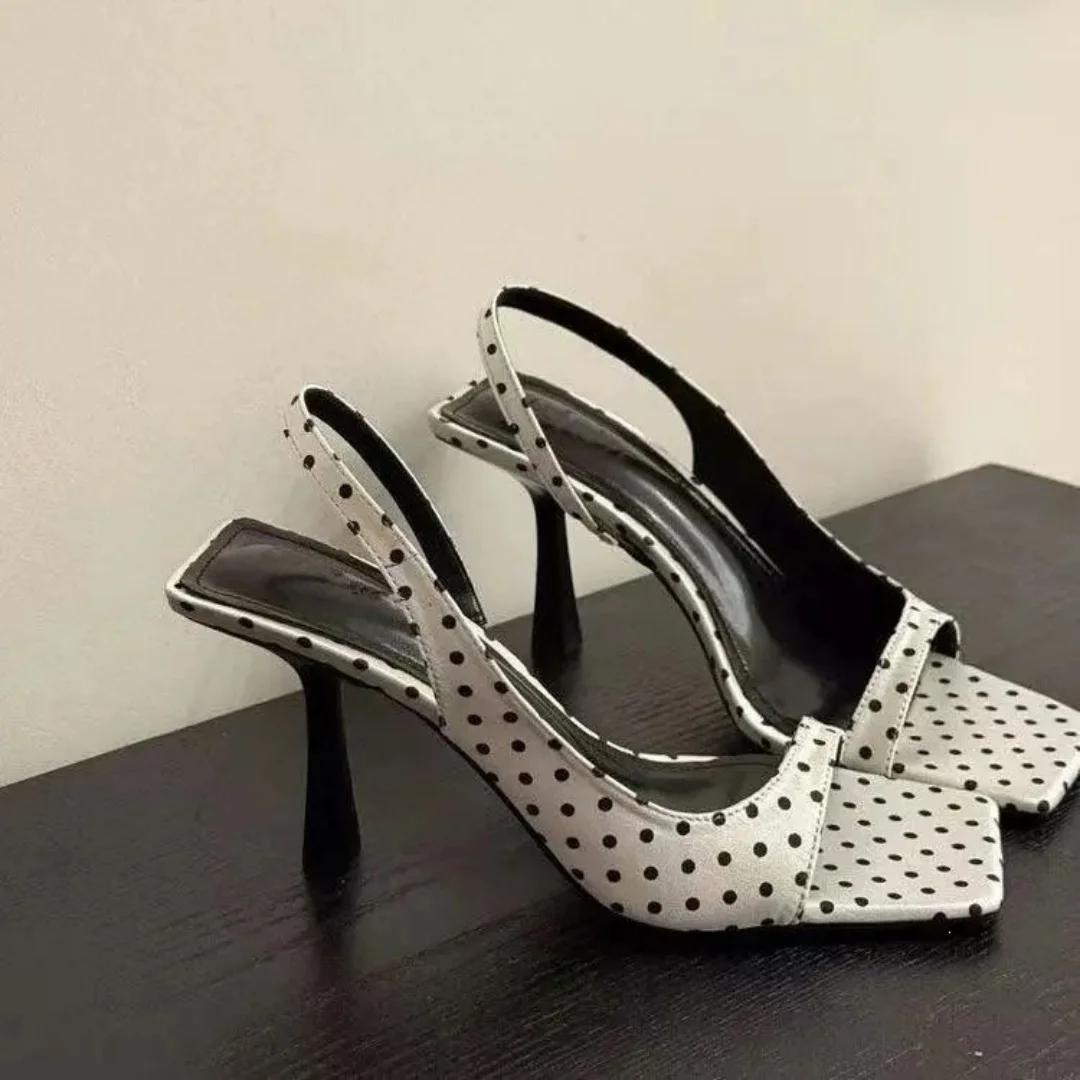 2026 New Summer Women's Open Toe One Strap Sandal, French Square Toe Polka Dot Slides Soft Thin Heel Elegant High Heel Slippers
2026 New Summer Women's Open Toe One Strap Sandal, French Square Toe Polka Dot Slides Soft Thin Heel Elegant High Heel Slippers