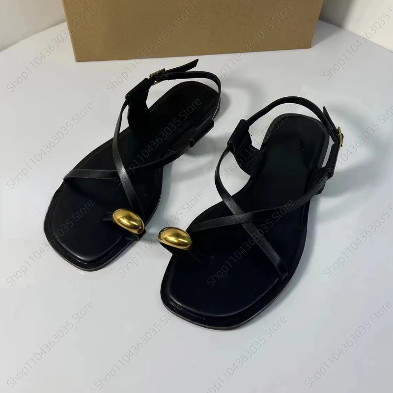 New Summer Flat Sandals for Woman Fashion Metal Decoration Ladies Footwear Breathable Cross Strap Casual Clip Toe Beach Shoes
New Summer Flat Sandals for Woman Fashion Metal Decoration Ladies Footwear Breathable Cross Strap Casual Clip Toe Beach Shoes