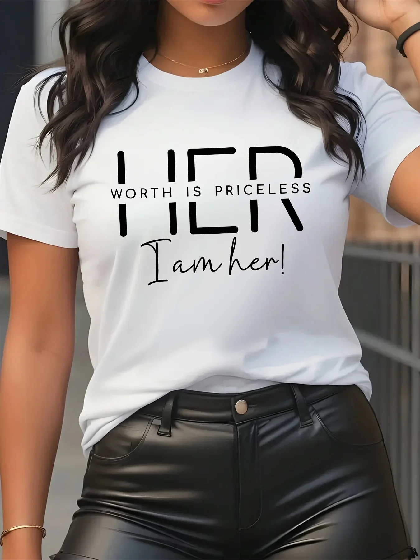 Ladies' Fashionable Letter Print Tee - Soft, Breathable, Casual Round Neck Summer Top for Daily Wear - Stylish, Comfortable
Ladies' Fashionable Letter Print Tee - Soft, Breathable, Casual Round Neck Summer Top for Daily Wear - Stylish, Comfortable