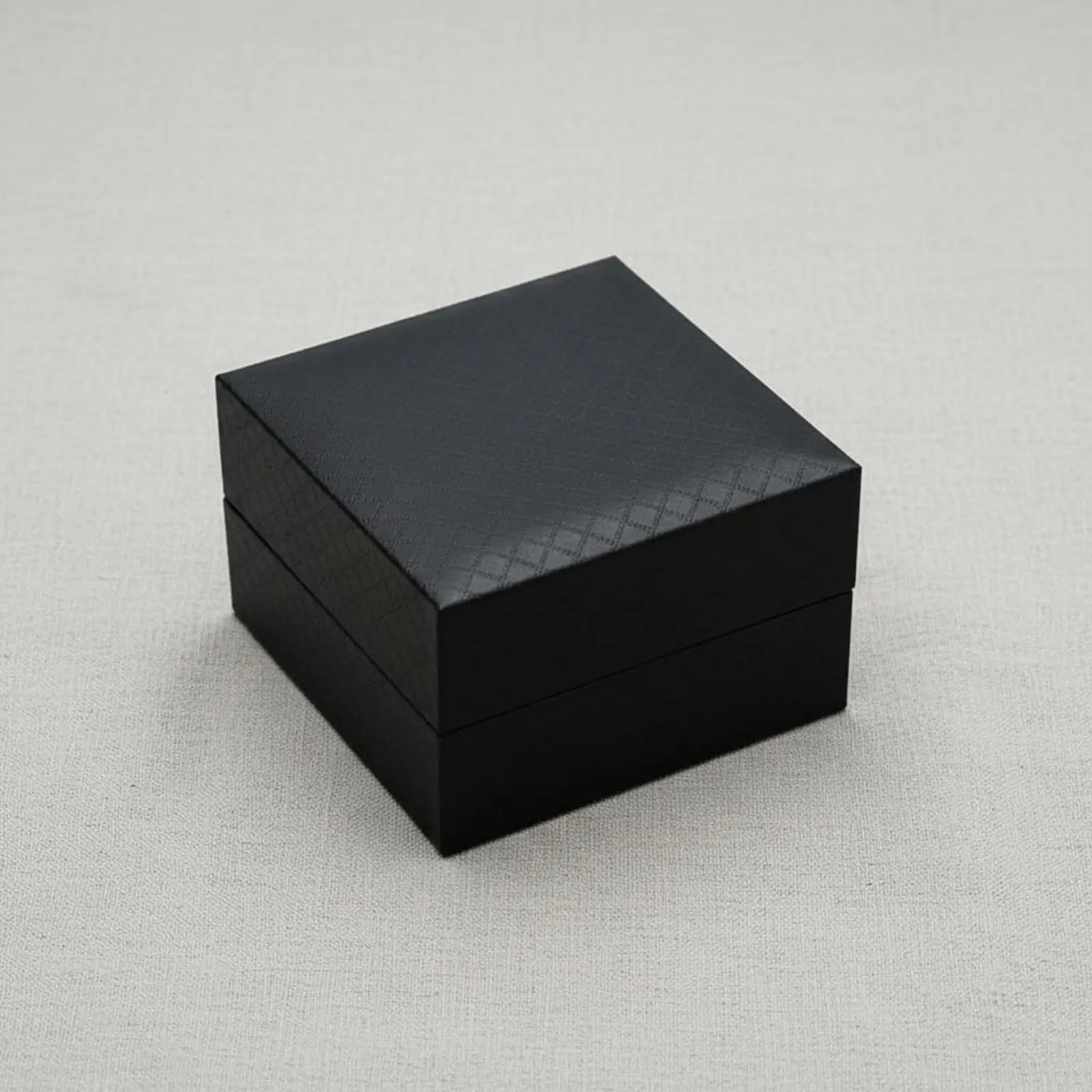 Square Watch Gift Box Pillow Insert PU Leather Watch Box Storage Item Display Organizer Luxury
Square Watch Gift Box Pillow Insert PU Leather Watch Box Storage Item Display Organizer Luxury