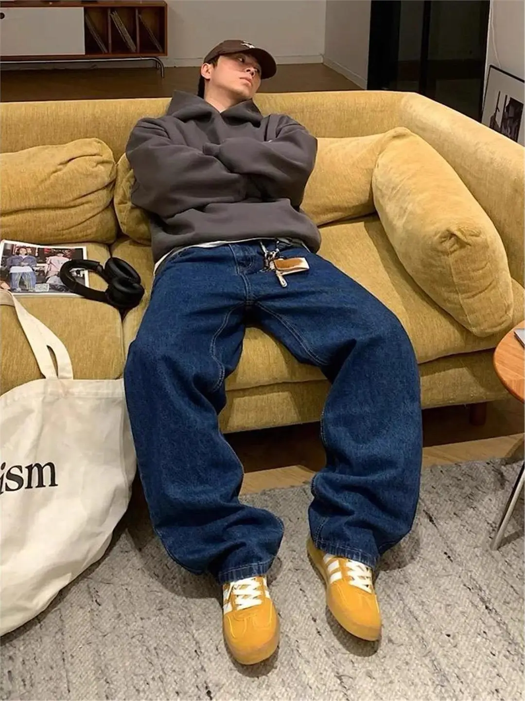 Deep Blue Men's Wide Leg Jeans Knife High Street Spring Autumn Cleanfit Straight Cut Trousers Casual Wear Denim Jeans
Deep Blue Men's Wide Leg Jeans Knife High Street Spring Autumn Cleanfit Straight Cut Trousers Casual Wear Denim Jeans