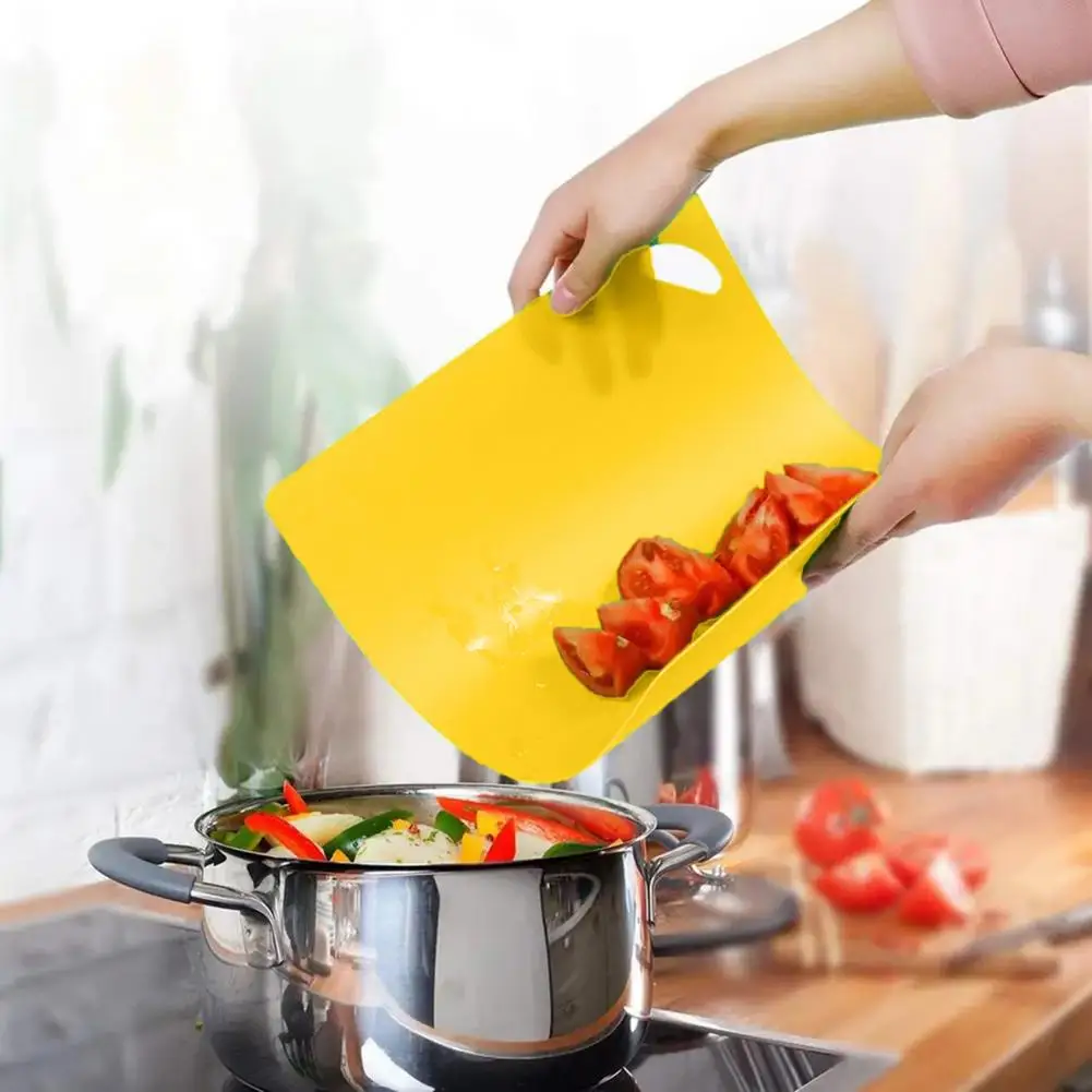 Rainbow Color-coded Cutting Board Non-slip Bpa-free Flexible Cutting Boards for Kitchen Meat Vegetables Durable Chopping Mats
Rainbow Color-coded Cutting Board Non-slip Bpa-free Flexible Cutting Boards for Kitchen Meat Vegetables Durable Chopping Mats