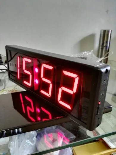 3-Inch digital tube display electronic clock/large font/four-digit digital display clock/time memory function
3-Inch digital tube display electronic clock/large font/four-digit digital display clock/time memory function