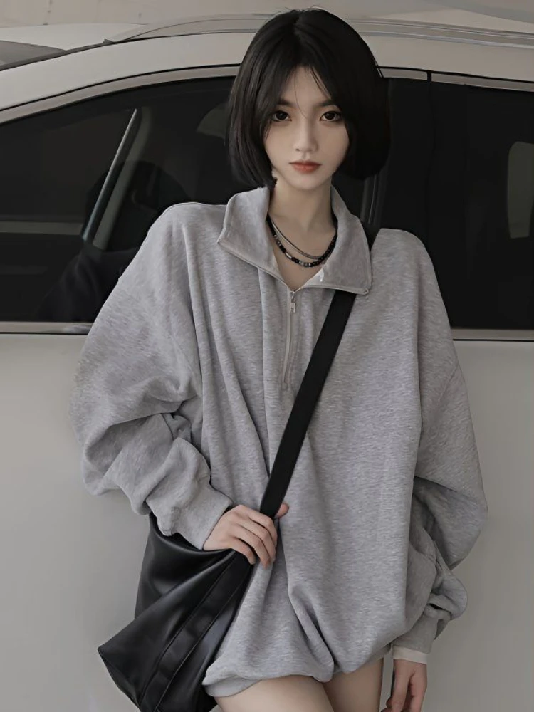 Japanese Harajuku style spicy girl polo collar half zip hoodie autumn American retro loose and simple women's gray casual top
Japanese Harajuku style spicy girl polo collar half zip hoodie autumn American retro loose and simple women's gray casual top