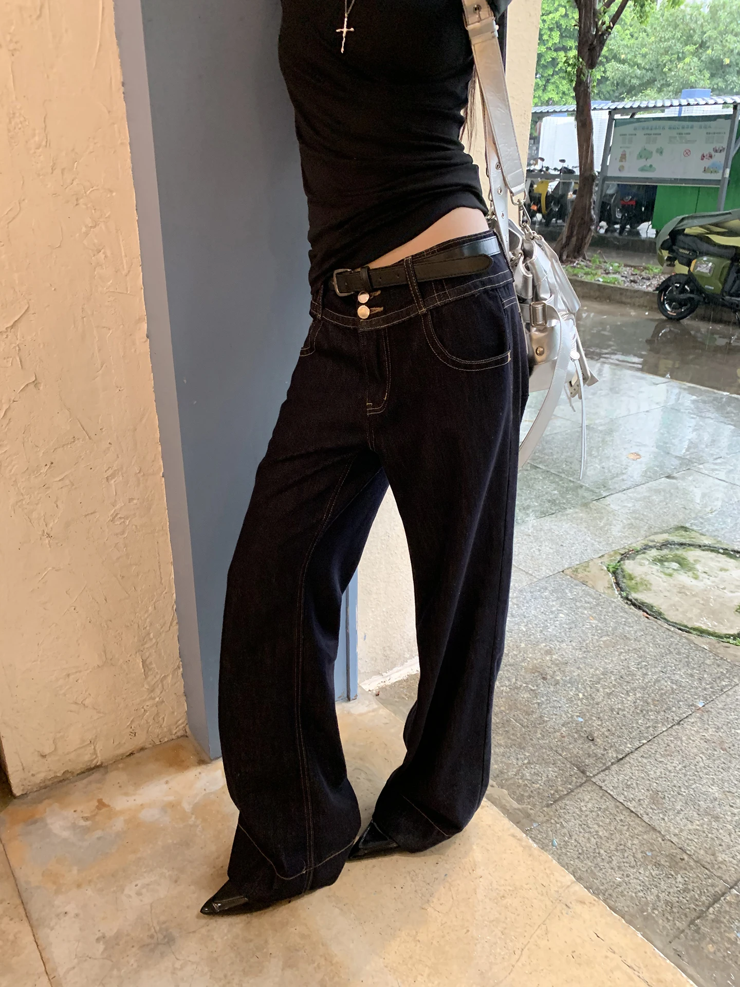 Loose Straight Leg Blue Jeans Women's Autumn Winter Wide Leg Loose Deep Blue Version Super Good Looking Casual Jeans
Loose Straight Leg Blue Jeans Women's Autumn Winter Wide Leg Loose Deep Blue Version Super Good Looking Casual Jeans