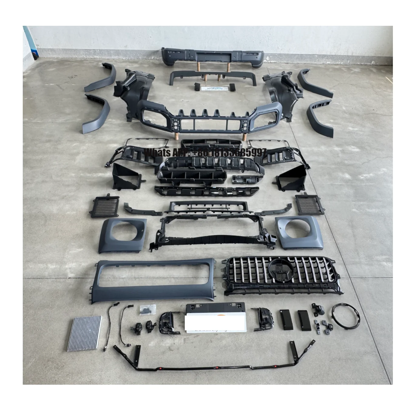 Car Auto Parts Retrofit Bodykit for Mercedes W463A W464 19-24 Upgrade to W465 G63 25+ 1:1 Style
Car Auto Parts Retrofit Bodykit for Mercedes W463A W464 19-24 Upgrade to W465 G63 25+ 1:1 Style