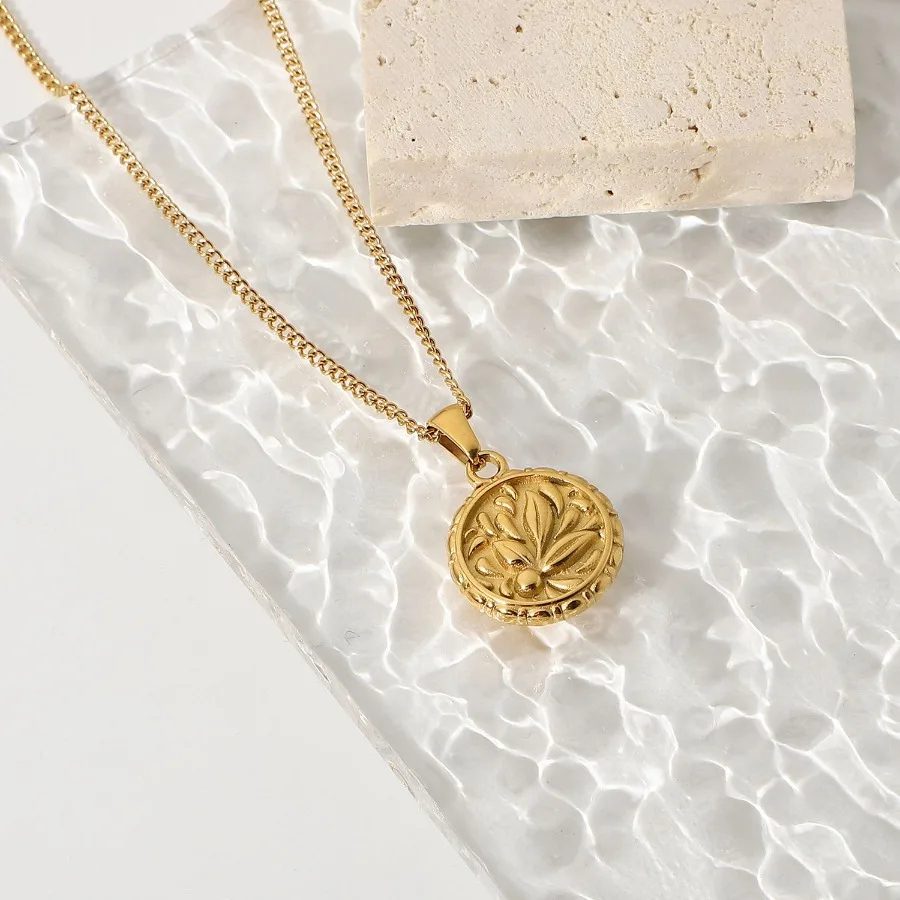 18k Gold Plated 316l Stainless Steel Flower Coin Pendant Medallion Necklace Fashion Europe And America Ins Necklace Jewelry Wom
18k Gold Plated 316l Stainless Steel Flower Coin Pendant Medallion Necklace Fashion Europe And America Ins Necklace Jewelry Wom