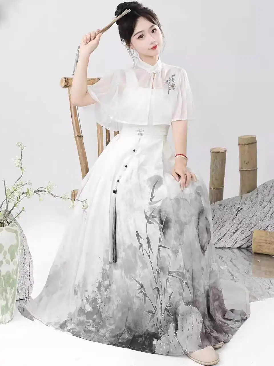 New Chinese Style Ink Improve Horse-face Skirt Dress Hanfu Women Chinese Style Han Elements Fiesta Carnival Halloween Cosplay
New Chinese Style Ink Improve Horse-face Skirt Dress Hanfu Women Chinese Style Han Elements Fiesta Carnival Halloween Cosplay