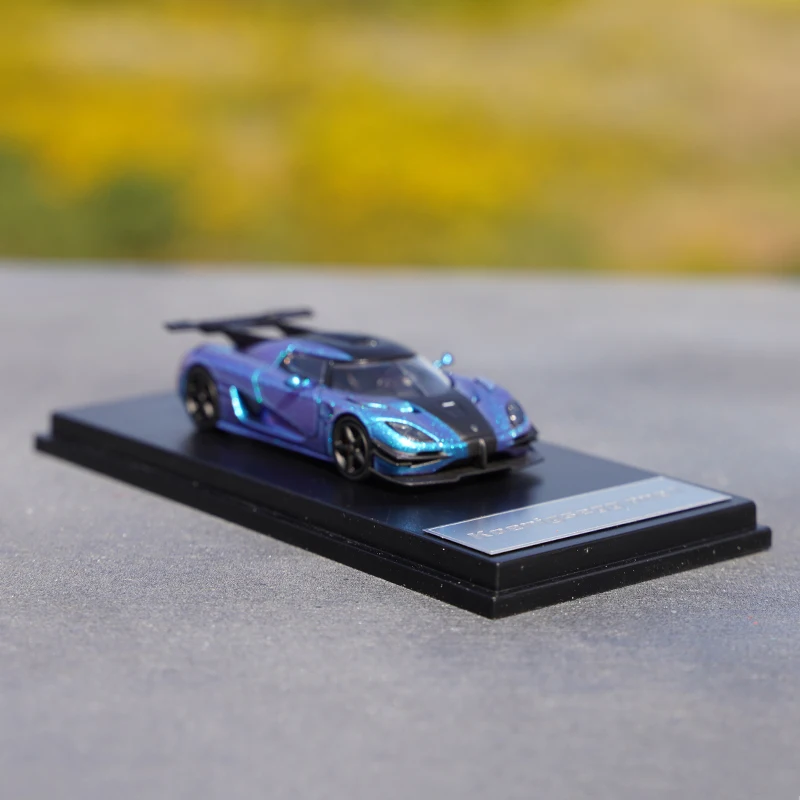 1:64 Original Konisegg Model One: 1 Supercar Alloy Car Model
1:64 Original Konisegg Model One: 1 Supercar Alloy Car Model
