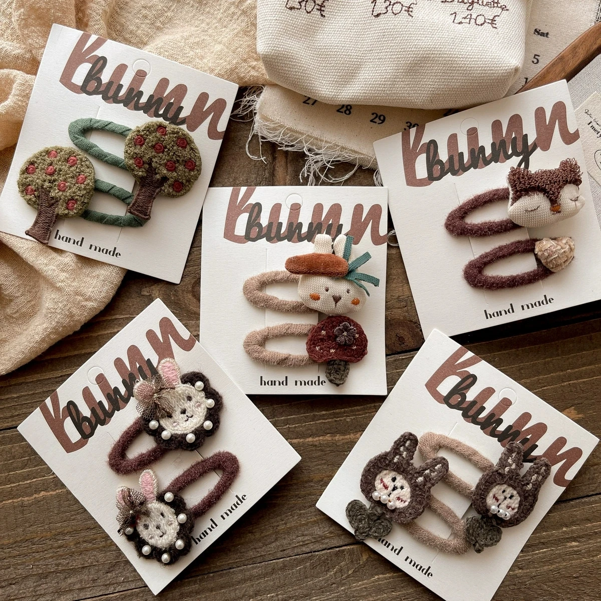 2 шт., заколки с мультяшными зажимами для маленьких девочек, заколки ручной работы, детский боковой зажим, аксессуары для волос для девочек, детский зажим BB, милый зажим для волос
2 шт., заколки с мультяшными зажимами для маленьких девочек, заколки ручной работы, детский боковой зажим, аксессуары для волос для девочек, детский зажим BB, милый зажим для волос