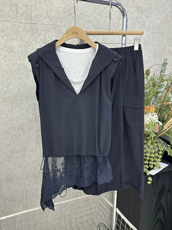 European Style Three-Piece Set 2026 Summer Irregular Lace Hooded Vest Inner Wear Skirt Workwear for Women V-Neck Splicing
European Style Three-Piece Set 2026 Summer Irregular Lace Hooded Vest Inner Wear Skirt Workwear for Women V-Neck Splicing