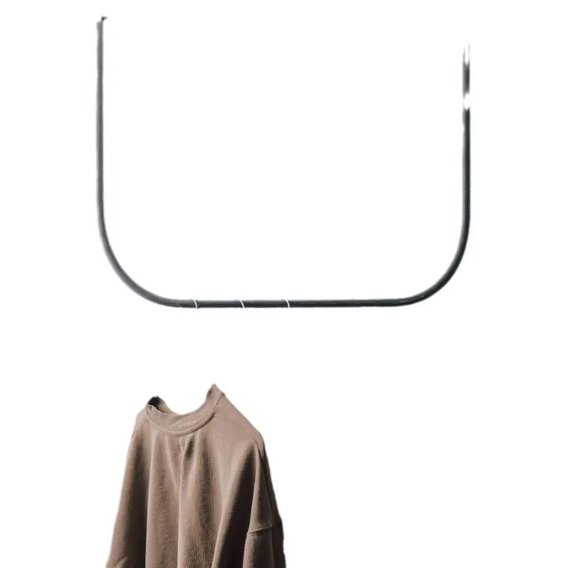 Simple bathroom fashion hanger, villa large bedroom cloakroom clothing store 
Simple bathroom fashion hanger, villa large bedroom cloakroom clothing store