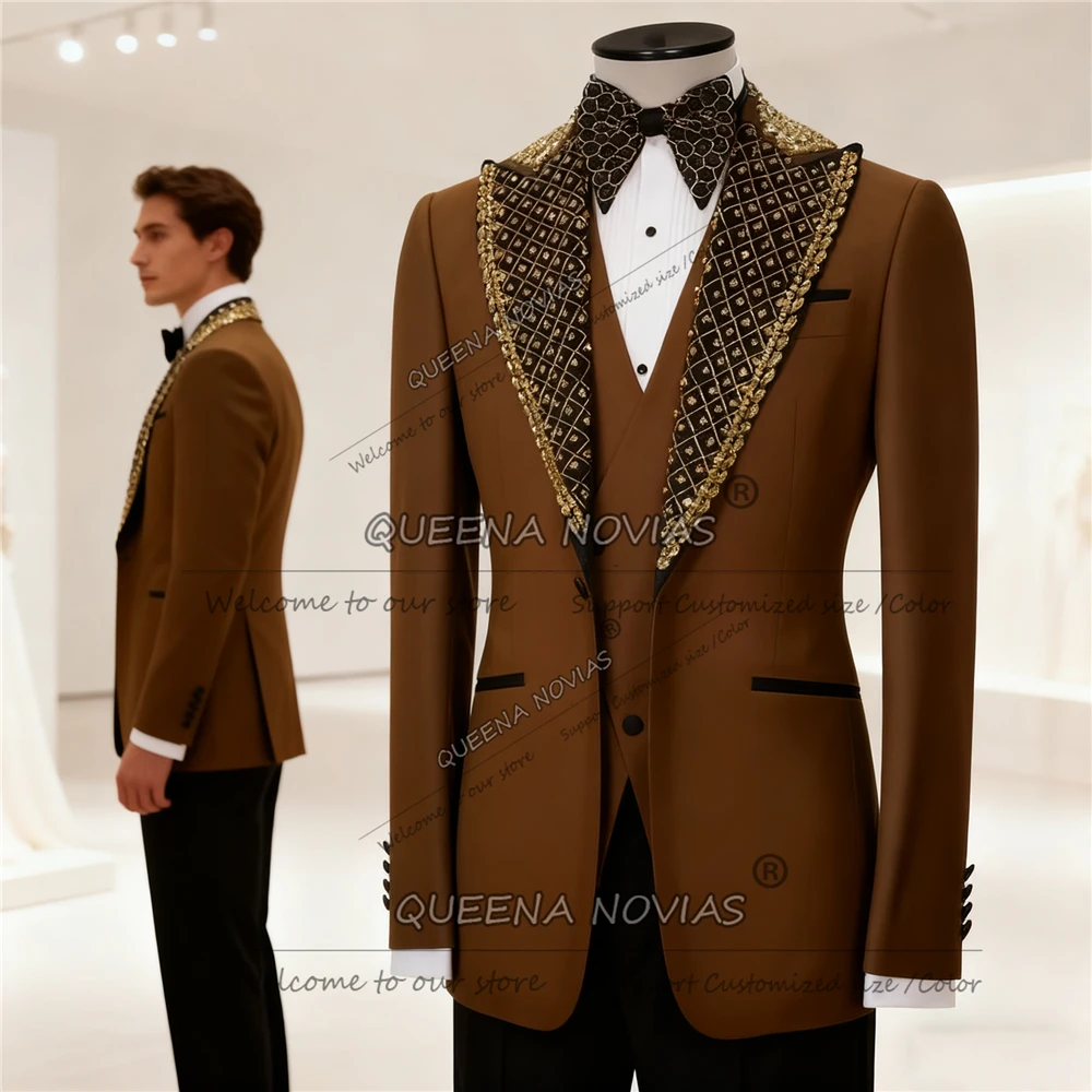 Блестящие бисерные камни, свадебные костюмы для жениха, черные пиджаки с лацканами для выпускного вечера, индивидуальный комплект из трех предметов, мужские модные вечерние смокинги, облегающие
Блестящие бисерные камни, свадебные костюмы для жениха, черные пиджаки с лацканами для выпускного вечера, индивидуальный комплект из трех предметов, мужские модные вечерние смокинги, облегающие