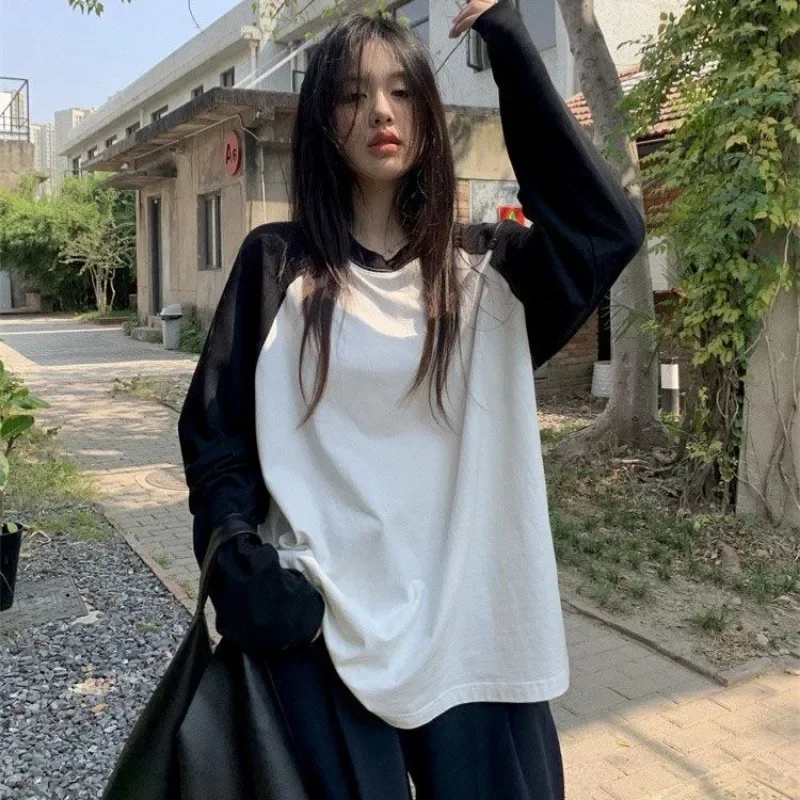 Nice Casual Oversized T Shirt Y2k Tops Harajuku Long Sleeve O-Neck T-Shirts Spring Autumn Black White Patchwork Tees Women Stree
Nice Casual Oversized T Shirt Y2k Tops Harajuku Long Sleeve O-Neck T-Shirts Spring Autumn Black White Patchwork Tees Women Stree