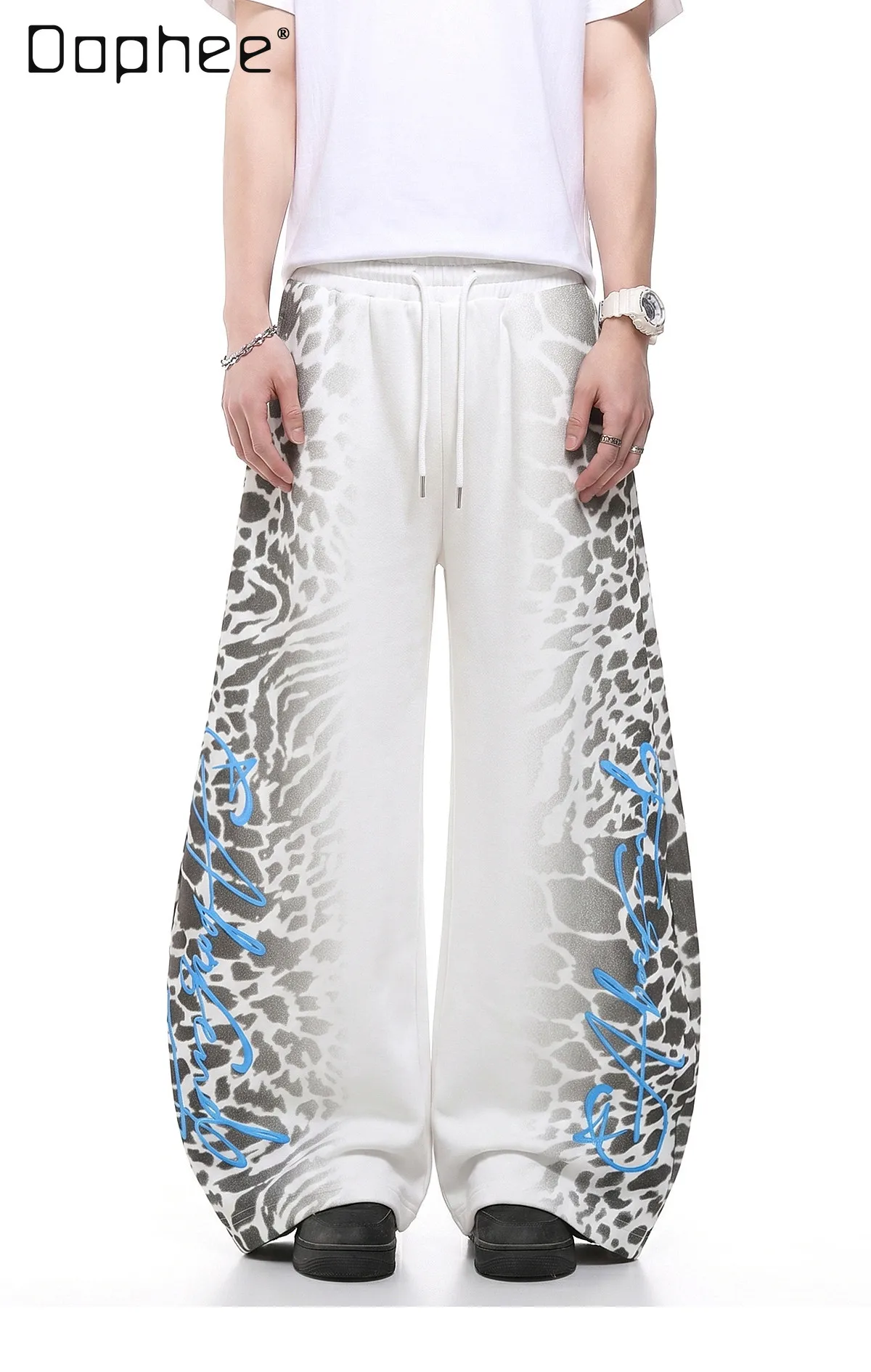 Spring Autumn American Leopard Letter Print Curved Sweatpants Men White Blue Loose Casual Versatile Wide Leg Trousers
Spring Autumn American Leopard Letter Print Curved Sweatpants Men White Blue Loose Casual Versatile Wide Leg Trousers