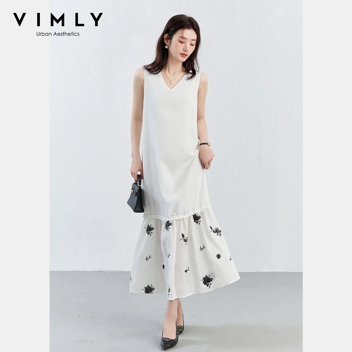 VIMLY Women's French V-Neck Sleeveless Maxi Dress 2026 Summer Color Block Patch Floral Embroidered Tie Back A-Line Dress 30695
VIMLY Women's French V-Neck Sleeveless Maxi Dress 2026 Summer Color Block Patch Floral Embroidered Tie Back A-Line Dress 30695