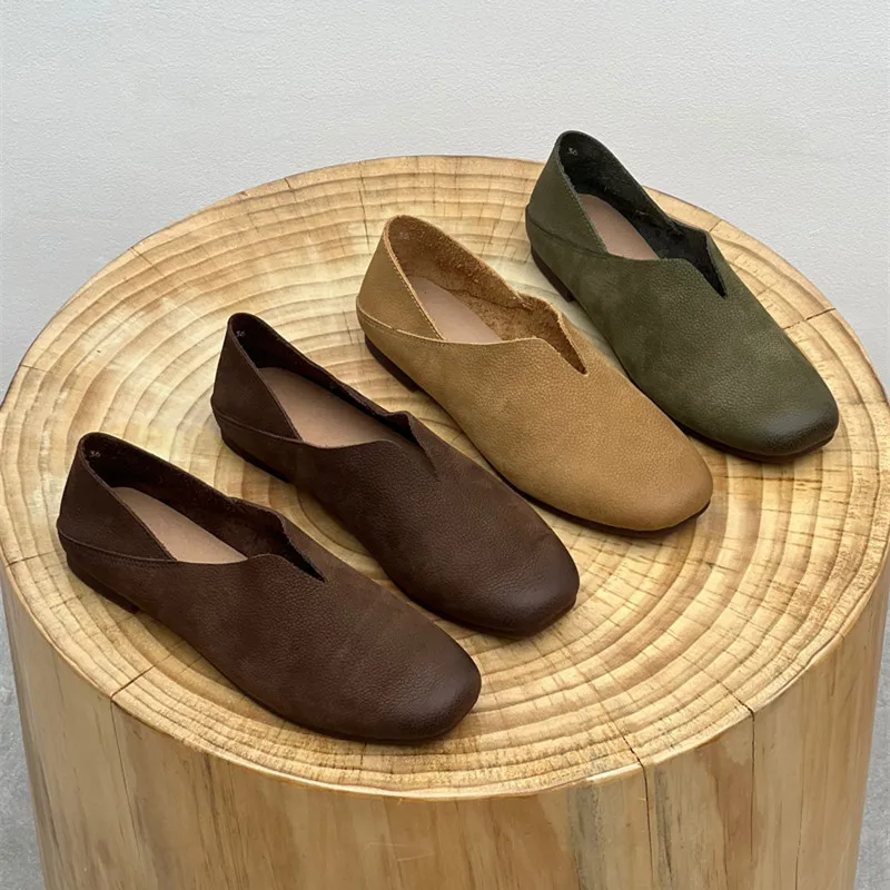 Retro Village Style Women's Cowhide Shoes for Outdoor Leisure Walking Soft Flat Shoes All Genuine Leather Simple Loafers
Retro Village Style Women's Cowhide Shoes for Outdoor Leisure Walking Soft Flat Shoes All Genuine Leather Simple Loafers