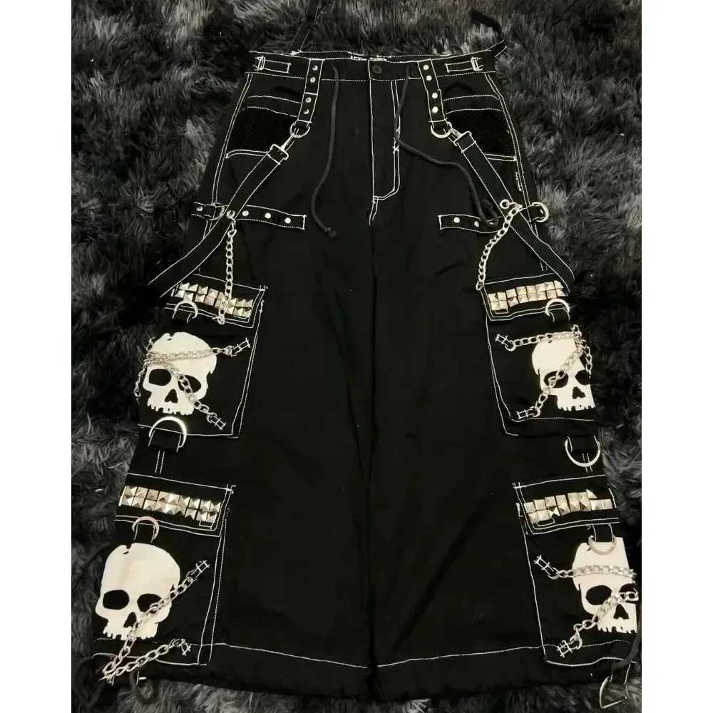 Новые американские High Street Faion Skullbone Design Широкие женские джинсы из искусственной кожи с эластичной резинкой на талии Повседневные брюки
Новые американские High Street Faion Skullbone Design Широкие женские джинсы из искусственной кожи с эластичной резинкой на талии Повседневные брюки