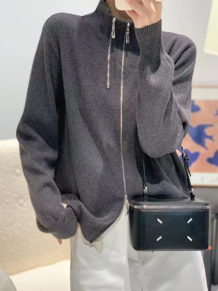 Женский кардиган с высоким воротником и двойной молнией, повседневный трикотаж, однотонное, теплое, мягкое, осенне-зимнее, новое модное универсальное пальто
Женский кардиган с высоким воротником и двойной молнией, повседневный трикотаж, однотонное, теплое, мягкое, осенне-зимнее, новое модное универсальное пальто
