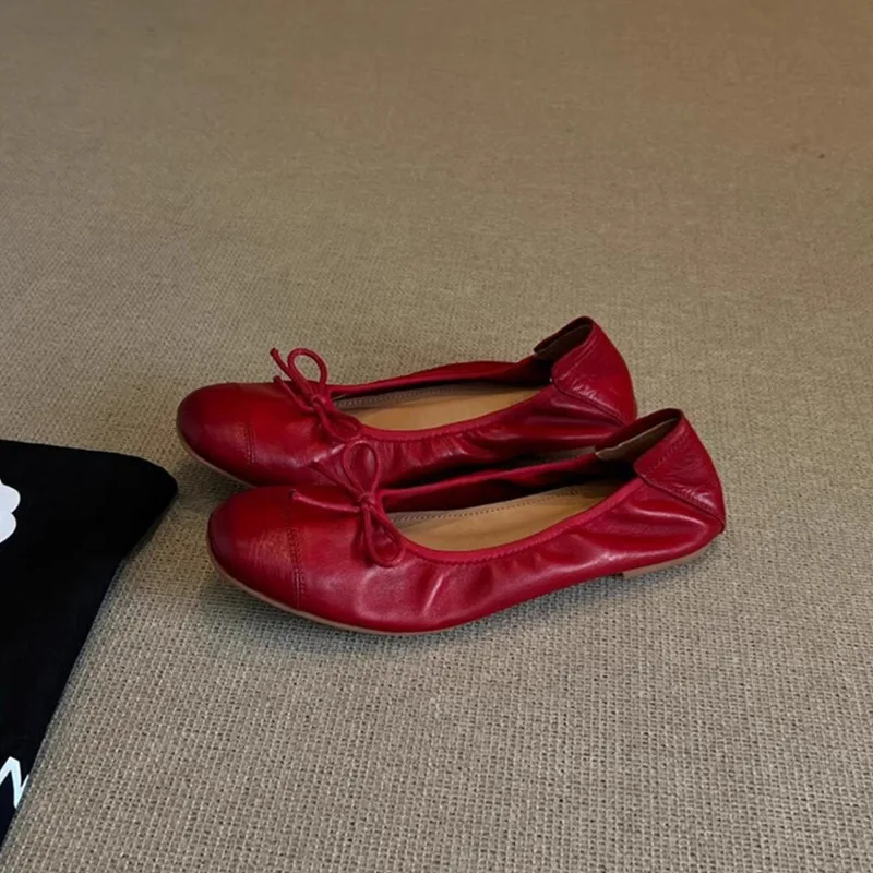 Sheepskin Edition~Retro Shallow Mouth Shoes for Women Soft Leather and Soft Bottom Loafers Shoes Retro Flat Leather Single Shoes
Sheepskin Edition~Retro Shallow Mouth Shoes for Women Soft Leather and Soft Bottom Loafers Shoes Retro Flat Leather Single Shoes
