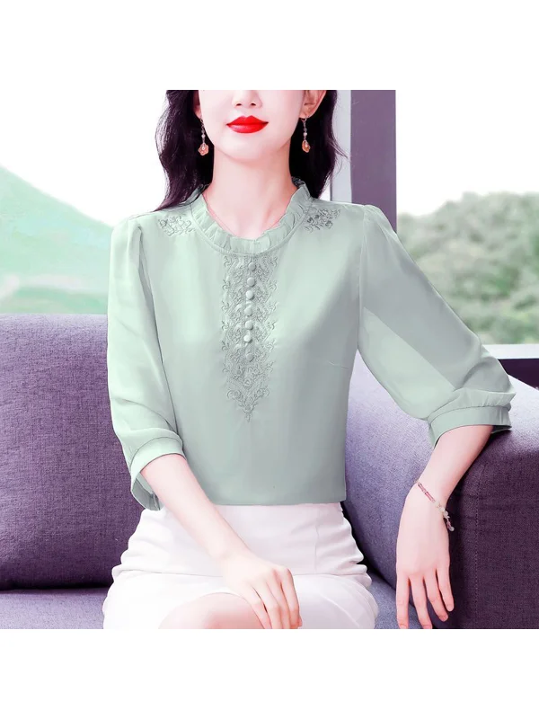 Fashionable Spring Summer Embroidered Ruffle Collar Seven Sleeve Women's Chiffon Shirt Versatile Elegant Mom Top Small Shirt
Fashionable Spring Summer Embroidered Ruffle Collar Seven Sleeve Women's Chiffon Shirt Versatile Elegant Mom Top Small Shirt