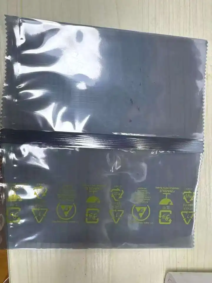 Top Open ESD Shielding Bags 16x28 cm/6.3x7 inch Anti Static For 3.5" HDD SDD Electronic Device, Antistatic Shield Shielding Bags
Top Open ESD Shielding Bags 16x28 cm/6.3x7 inch Anti Static For 3.5" HDD SDD Electronic Device, Antistatic Shield Shielding Bags