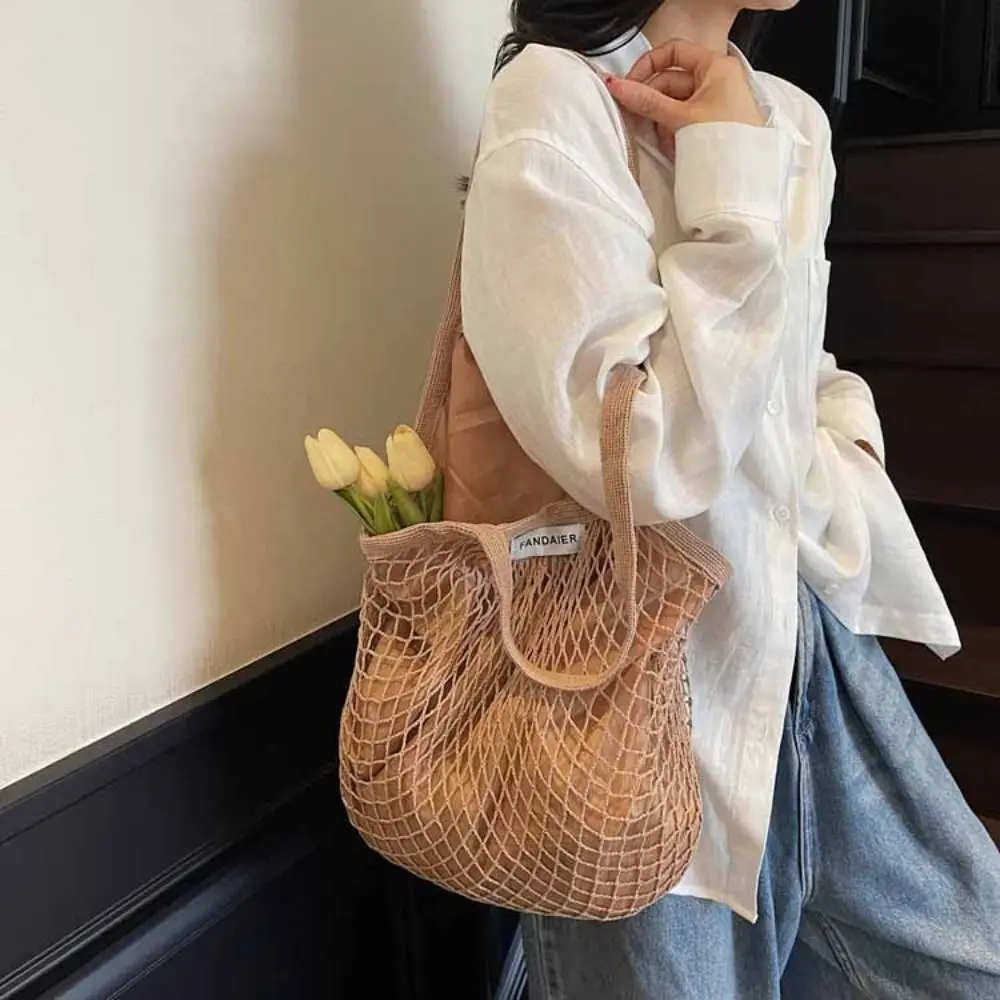 Полиэстеровая полая тканая сумка на плечо с карманами в корейском стиле, сетчатые сумки с краем, большая вместительная летняя пляжная сумка-тоут
Полиэстеровая полая тканая сумка на плечо с карманами в корейском стиле, сетчатые сумки с краем, большая вместительная летняя пляжная сумка-тоут