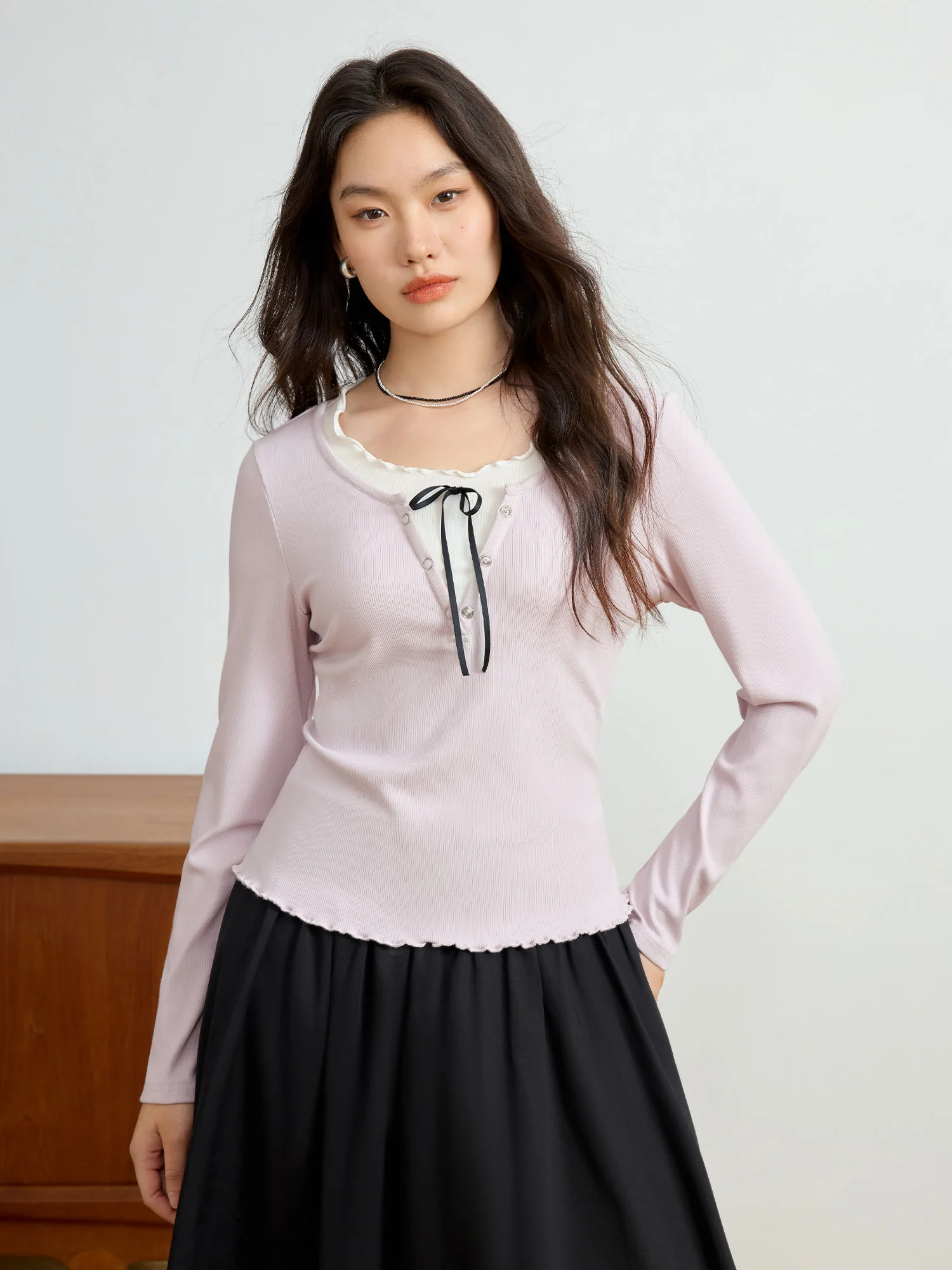 DUSHU Plus Size Women Sweet U-neck Ruffled Stitching Fake Two-piece Top 2025 Spring Knitted Casual Loose T-shirt 25DS81194
DUSHU Plus Size Women Sweet U-neck Ruffled Stitching Fake Two-piece Top 2025 Spring Knitted Casual Loose T-shirt 25DS81194
