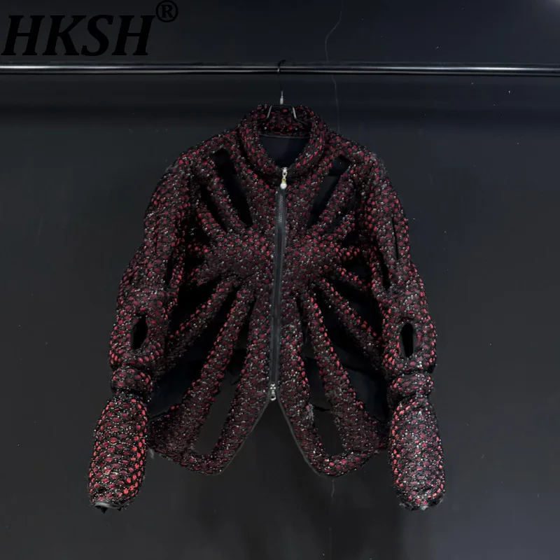 HKSH Autumn Winter New Men Design Heavy Hollow Out Punk Shiny Jacket Trendy Fashion Unisex Loose Casual Chic Padded Coat HK16299
HKSH Autumn Winter New Men Design Heavy Hollow Out Punk Shiny Jacket Trendy Fashion Unisex Loose Casual Chic Padded Coat HK16299