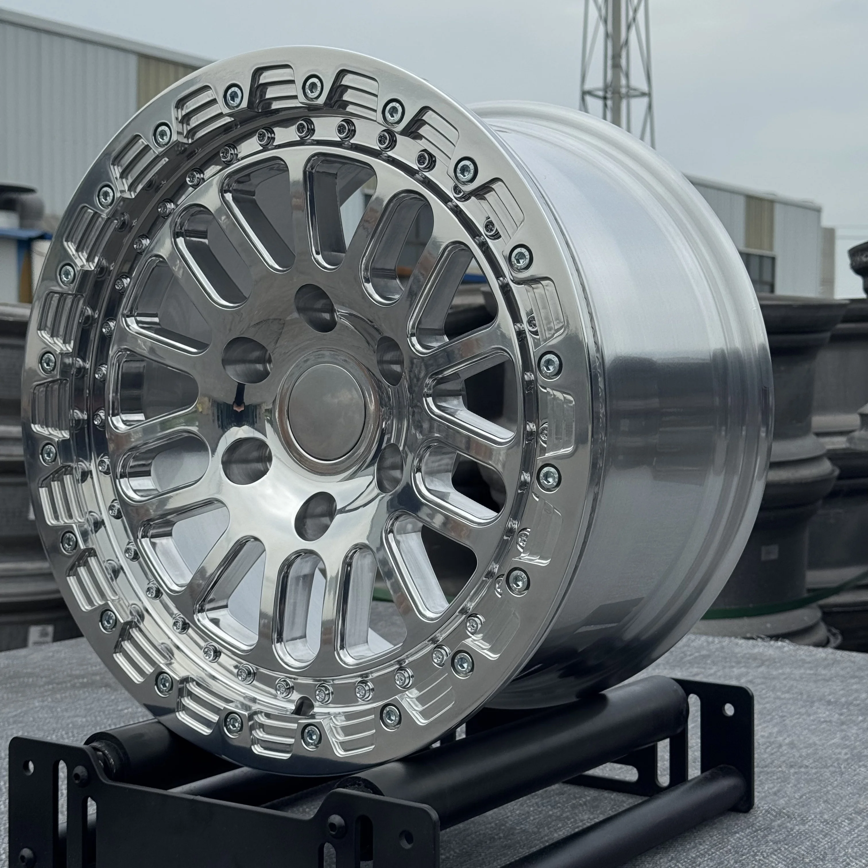 Custom 5X112 5x114.3 6x139.7 6061-T6 Alloy Off-road Wheels 15 18 19 20 21 22 Inch Polished Forged Racing Car Wheel Rims
Custom 5X112 5x114.3 6x139.7 6061-T6 Alloy Off-road Wheels 15 18 19 20 21 22 Inch Polished Forged Racing Car Wheel Rims