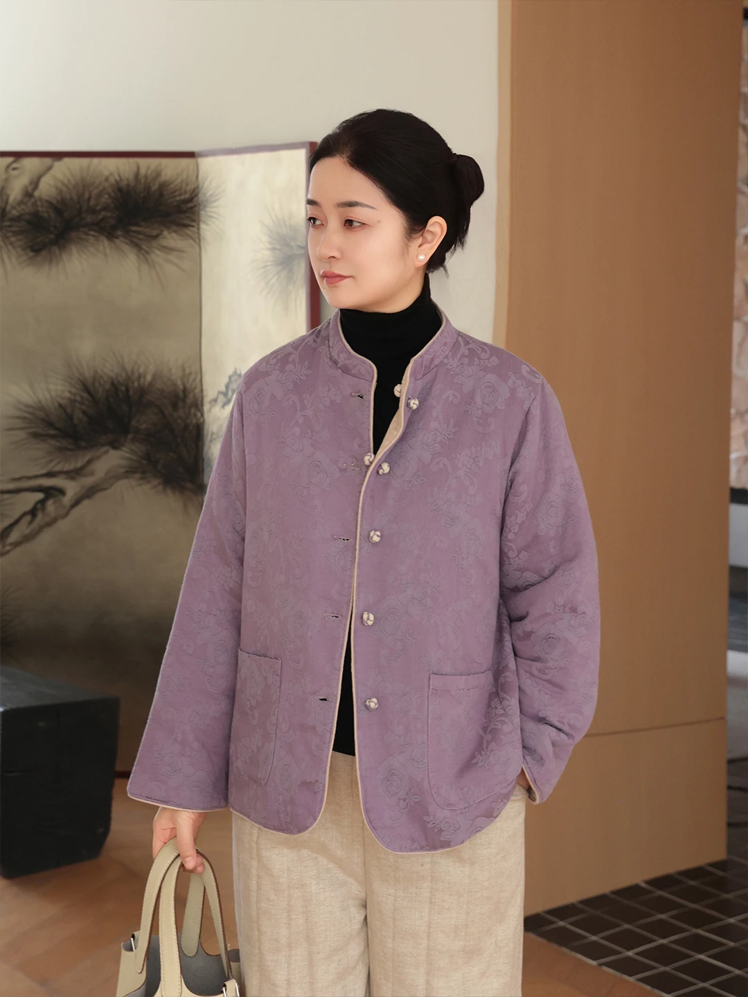 Double-Sided Wearable Stand Collar Embroidered Cotton Jaet Women's Faionable Chinese Sle Winter Coat by Ma Xiang
Double-Sided Wearable Stand Collar Embroidered Cotton Jaet Women's Faionable Chinese Sle Winter Coat by Ma Xiang