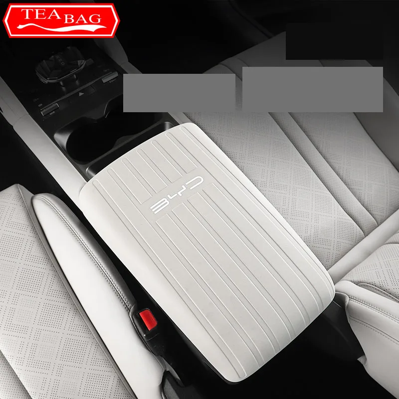 For BYD Yuan Pro Yuan UP EV 2024 Car Styling Silicone Armrest Box Protective Cover Center Console Gear Shift Cover Accessories
For BYD Yuan Pro Yuan UP EV 2024 Car Styling Silicone Armrest Box Protective Cover Center Console Gear Shift Cover Accessories