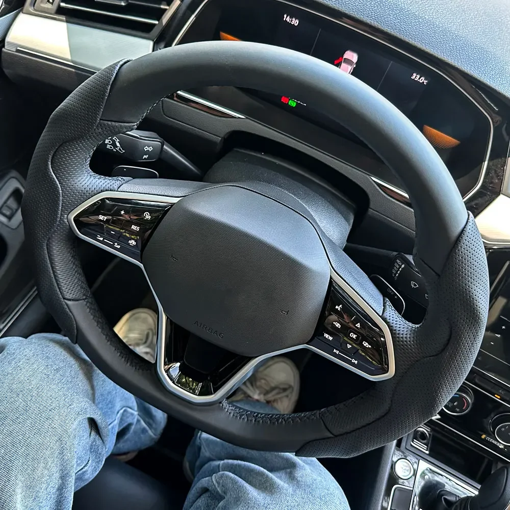 Car Nappa Leather Steering Wheel Cover, All-Season Universal Sport Card Holder, Anti-Slip
Car Nappa Leather Steering Wheel Cover, All-Season Universal Sport Card Holder, Anti-Slip