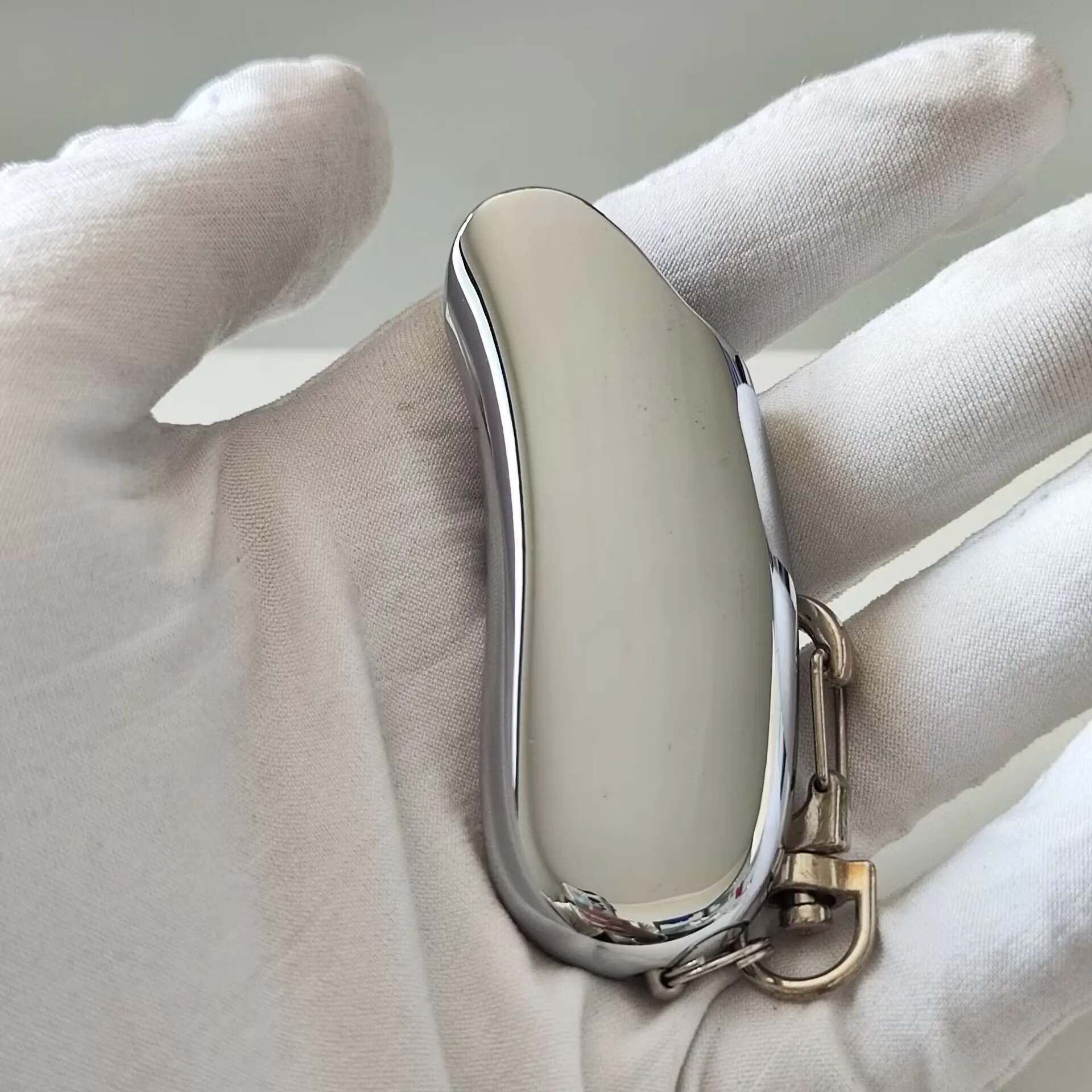 New 1Pc Metal Lighter Case Cover for BIC J5 Lighter Cover Case Shell Key Chain Lighter Cover Gift
New 1Pc Metal Lighter Case Cover for BIC J5 Lighter Cover Case Shell Key Chain Lighter Cover Gift