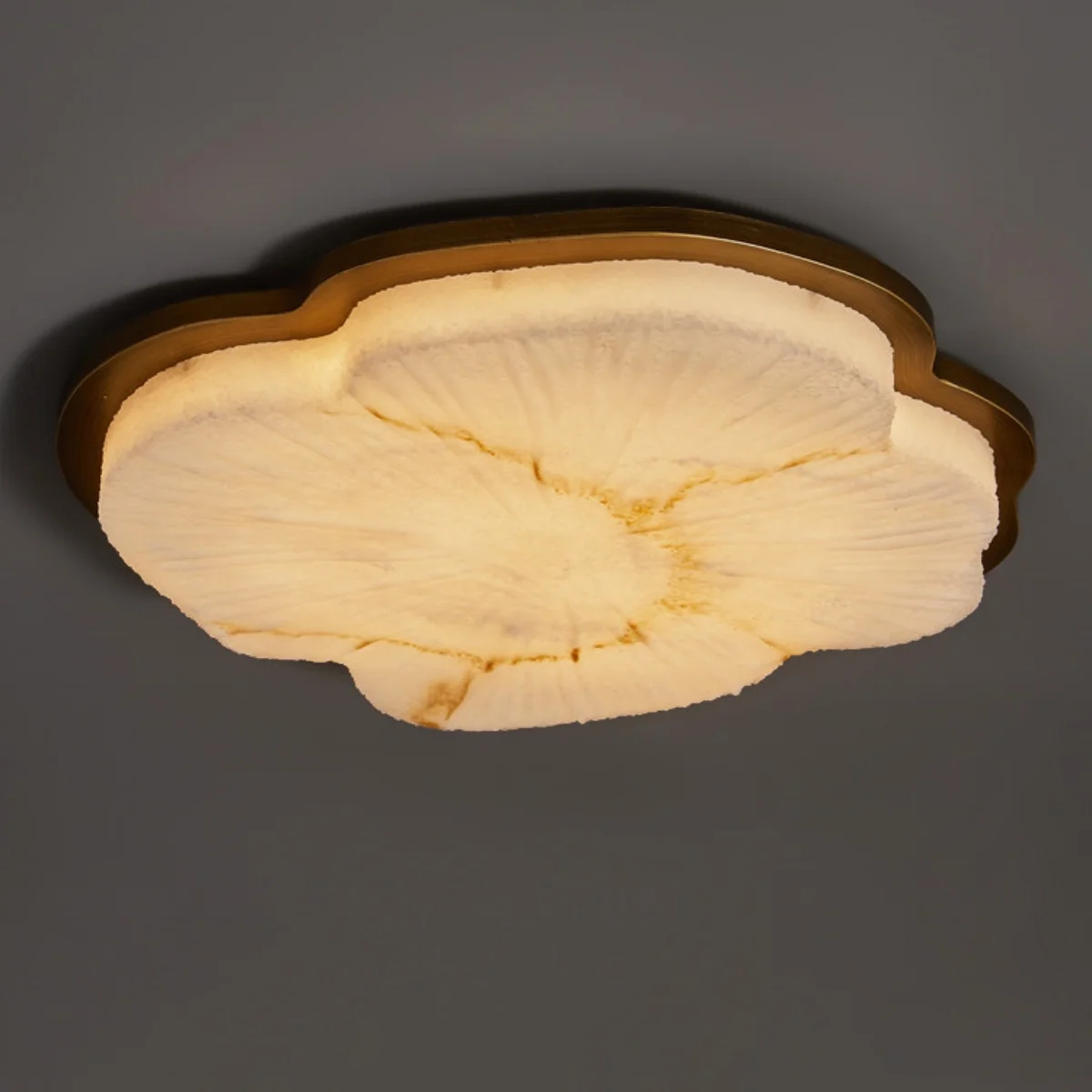 Дизайнерский потолочный светильник под мрамор для спальни, кабинета, гостиной, виллы, отеля, лестницы, коридора, декоративная лампа-облако из смолы
Дизайнерский потолочный светильник под мрамор для спальни, кабинета, гостиной, виллы, отеля, лестницы, коридора, декоративная лампа-облако из смолы