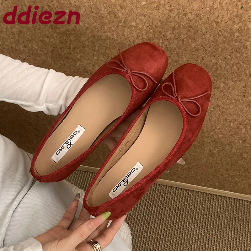 Модные женские туфли без шнуровки на плоской подошве с узлом-бабочкой, новинка лета и весны, женская обувь на мелкой подошве, женские балетки на плоской подошве
Модные женские туфли без шнуровки на плоской подошве с узлом-бабочкой, новинка лета и весны, женская обувь на мелкой подошве, женские балетки на плоской подошве