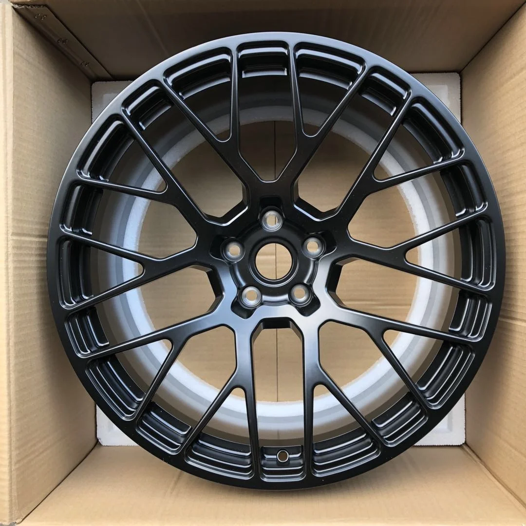 The list price is one21 Inch 5x112 Black Casting Staggered Machine Wheels for Porsche Cayenne for Passenger Cars 
The list price is one21 Inch 5x112 Black Casting Staggered Machine Wheels for Porsche Cayenne for Passenger Cars
