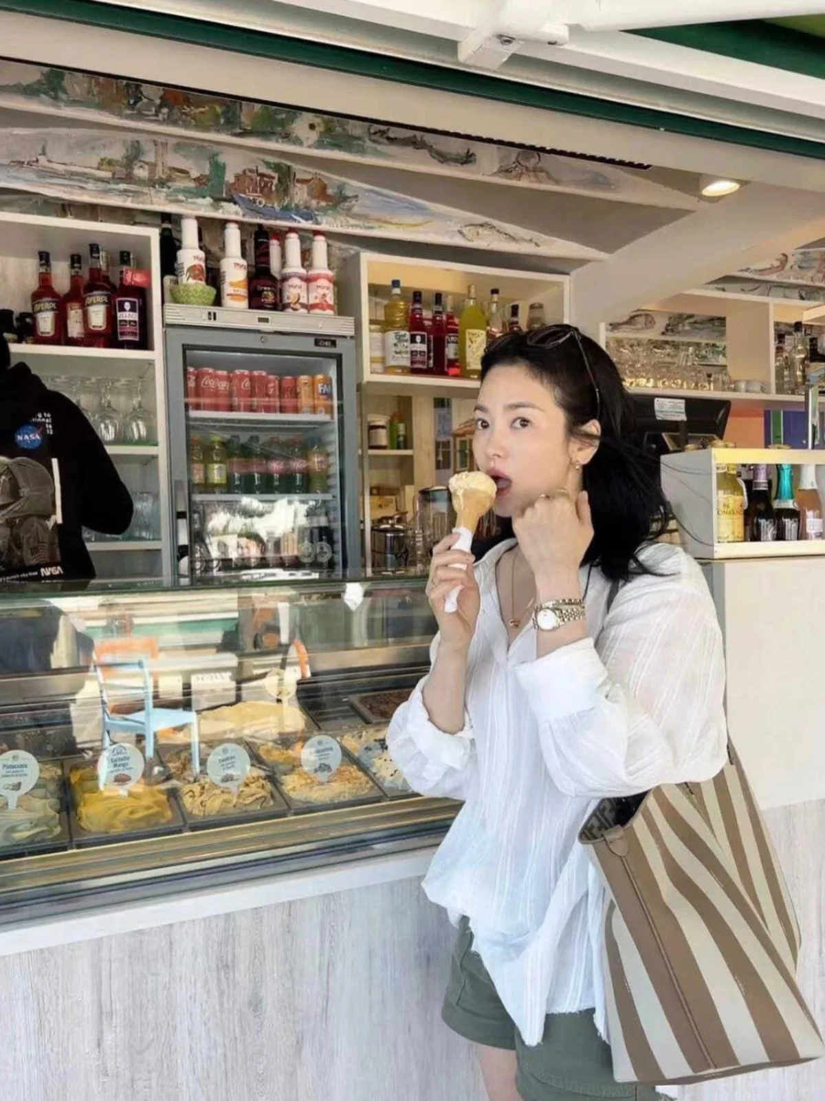 Летняя легкая полосатая защита от солнца irt, женская свободная MOA Lazy Sle Long Sve, повседневная одежда из тонкой ткани
Летняя легкая полосатая защита от солнца irt, женская свободная MOA Lazy Sle Long Sve, повседневная одежда из тонкой ткани