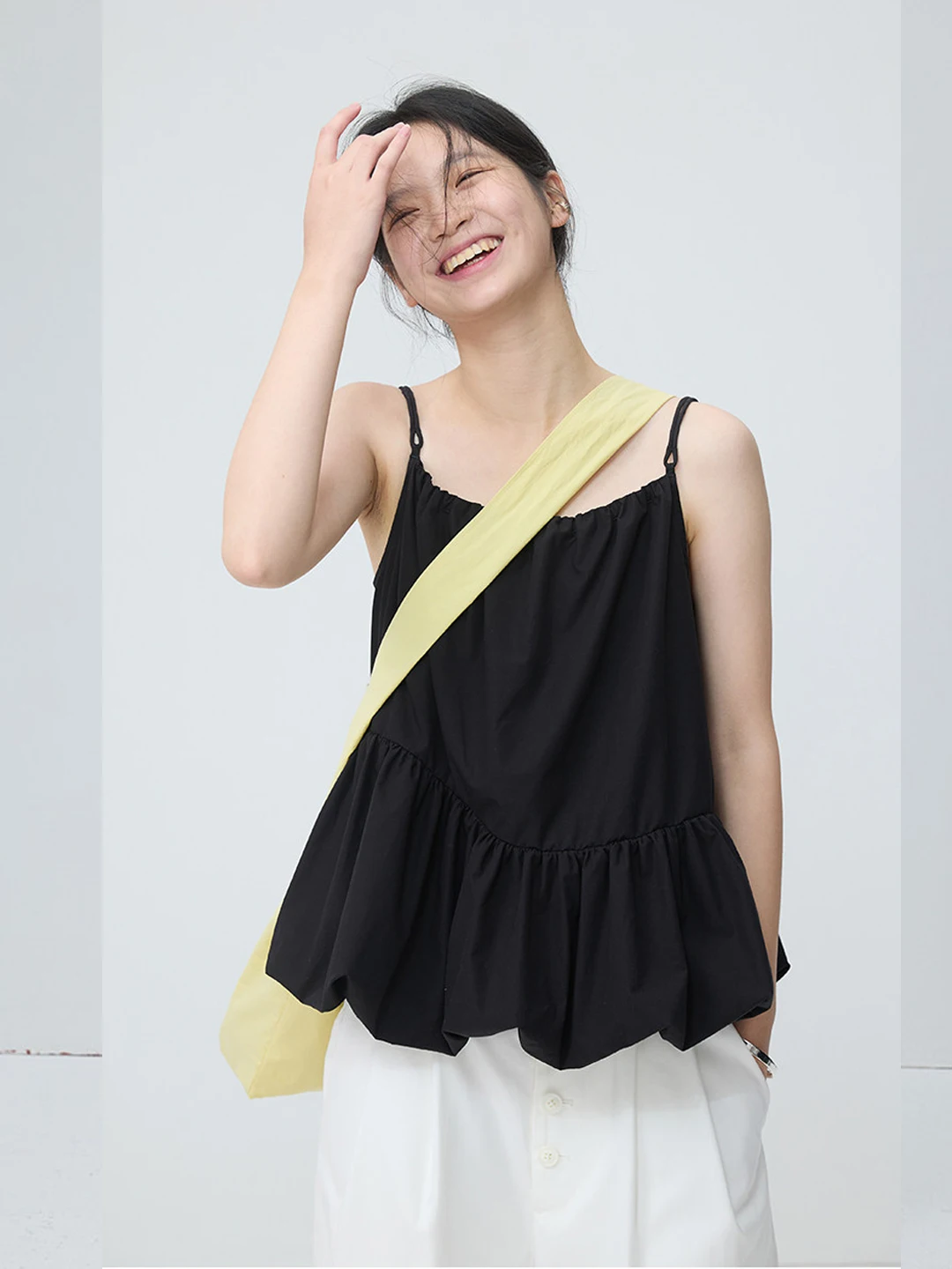 Korean Style Summer Sleeveless Vest Women's Outerwear Thin Design Doll Shirt Loose Fit Drawstring Gown Spring 2026
Korean Style Summer Sleeveless Vest Women's Outerwear Thin Design Doll Shirt Loose Fit Drawstring Gown Spring 2026