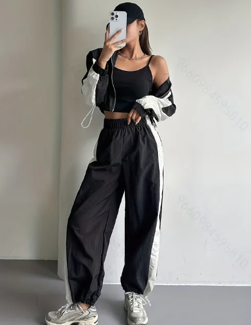 Casual Sports Suit For Women Autumn Fashion New Contrast Color Lapel Zipper Short Coat High Waist Trousers Two Piece Set
Casual Sports Suit For Women Autumn Fashion New Contrast Color Lapel Zipper Short Coat High Waist Trousers Two Piece Set