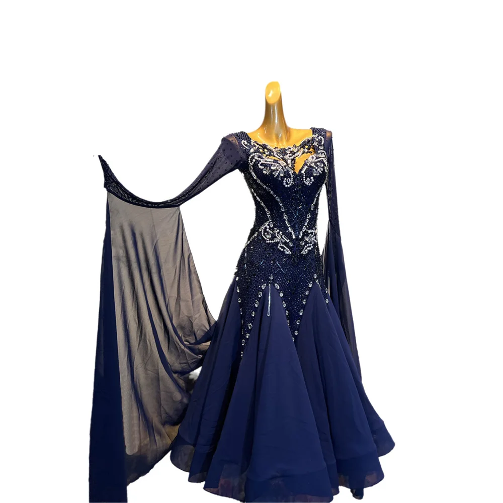 Latin Dance Costume AB Stone Female Adult Children High-End Customized Floating Sleeve Large Skirt Samba Performance Dress
Latin Dance Costume AB Stone Female Adult Children High-End Customized Floating Sleeve Large Skirt Samba Performance Dress