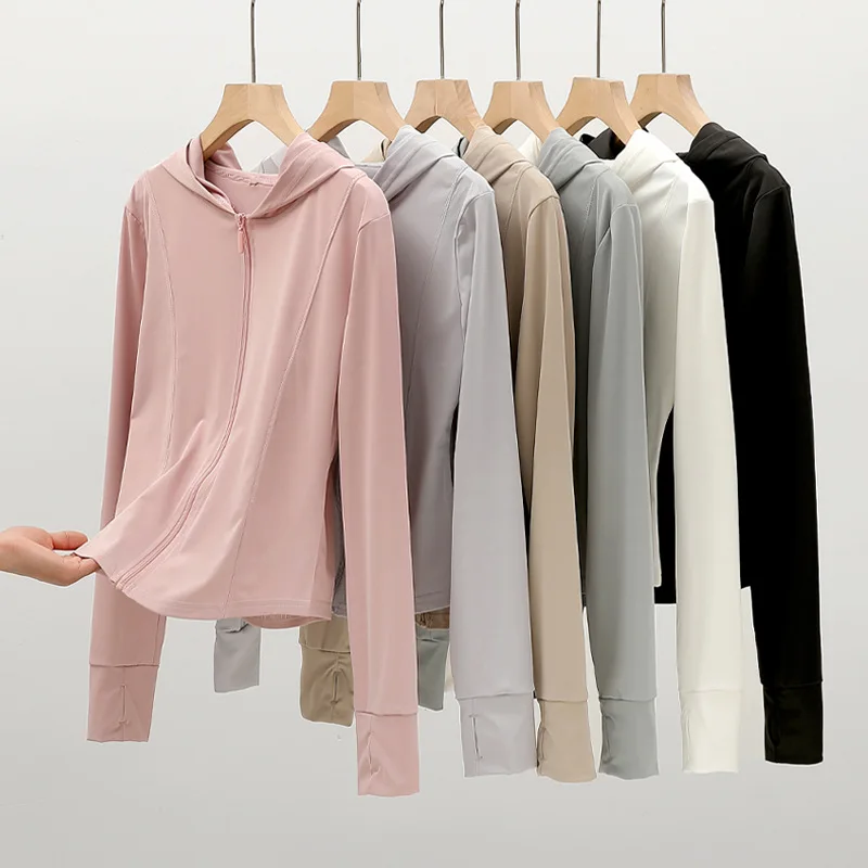 Ice Silk Sun Protection Jacket for Women Summer Slim Fit Sports Outerwear Slim Fit Top2025New UV Protection Sunscreen Clothing
Ice Silk Sun Protection Jacket for Women Summer Slim Fit Sports Outerwear Slim Fit Top2025New UV Protection Sunscreen Clothing