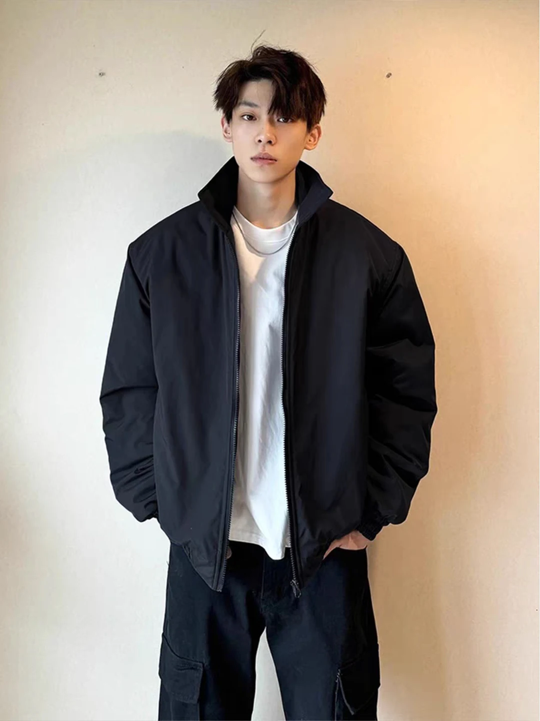 Мужская зимняя куртка-пилот American Style из хлопка, теплая, с воротником, свободного кроя, черная, утепленная хлопковая верхняя одежда
Мужская зимняя куртка-пилот American Style из хлопка, теплая, с воротником, свободного кроя, черная, утепленная хлопковая верхняя одежда